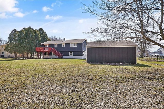 8104 Maple Road, Clay, NY 13041