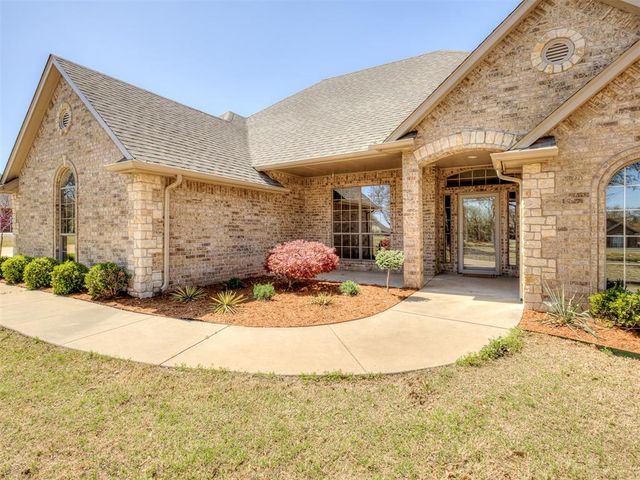 1385 Bradford Place, Blanchard, OK 73010