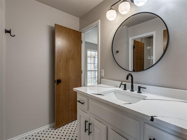 1385 Bradford Place, Blanchard, OK 73010