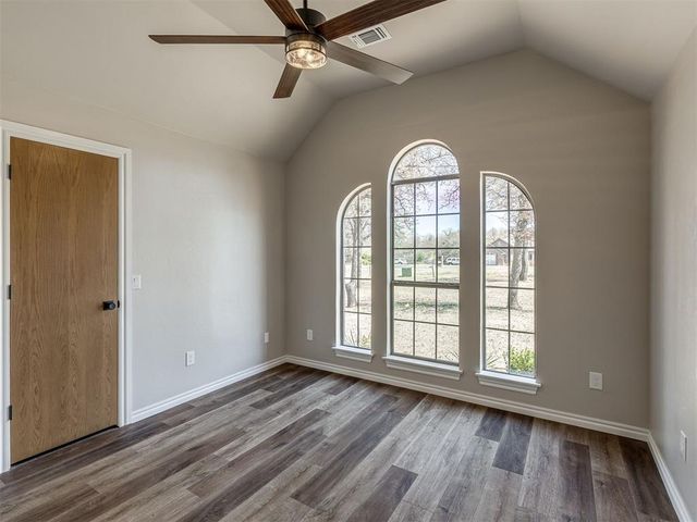 1385 Bradford Place, Blanchard, OK 73010