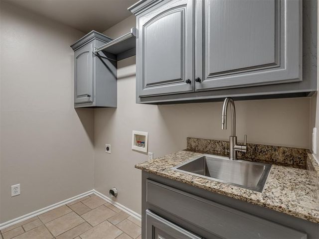 1385 Bradford Place, Blanchard, OK 73010