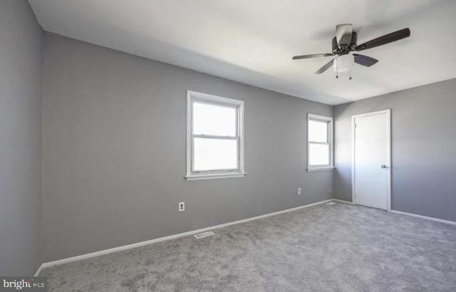 7 LYRIC CT, Sicklerville, NJ 08081