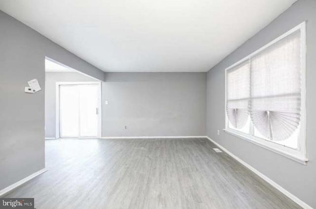 7 LYRIC CT, Sicklerville, NJ 08081