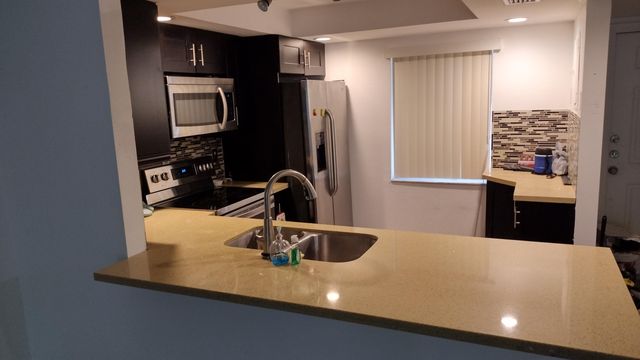 9220 SW 3rd Street 907, Boca Raton, FL 33428