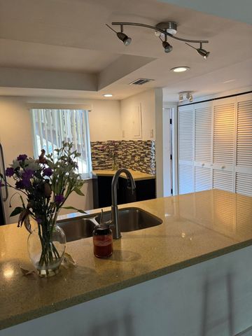 9220 SW 3rd Street 907, Boca Raton, FL 33428