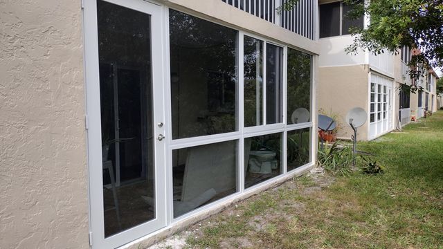 9220 SW 3rd Street 907, Boca Raton, FL 33428