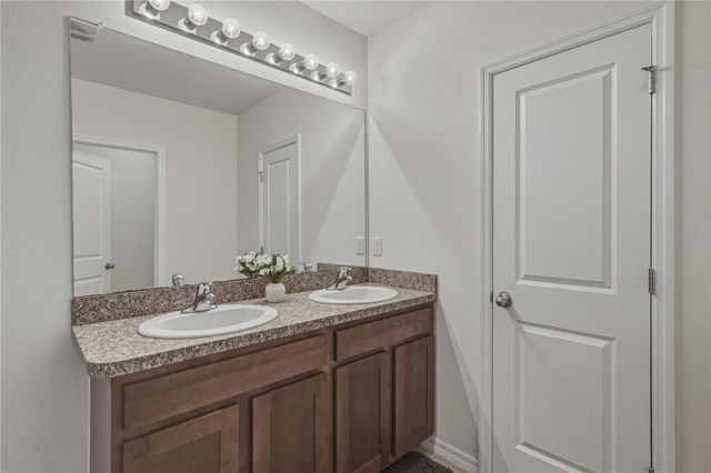 16833 TRITE BEND STREET, Wimauma, FL 33598