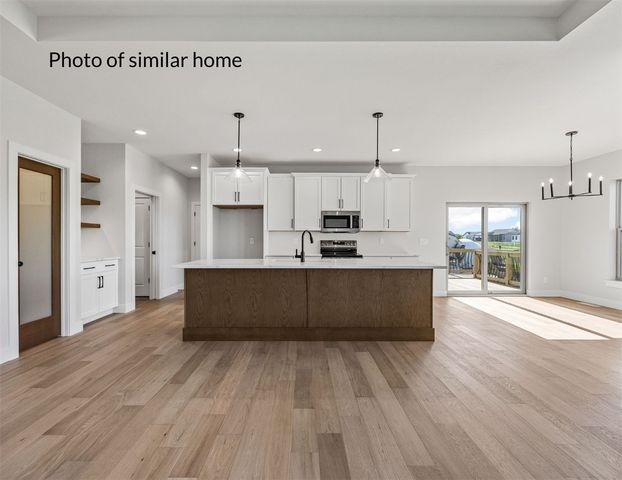 547 Davis Drive NE, Mt Vernon, IA 52314