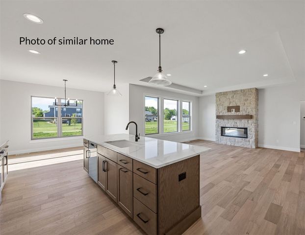 547 Davis Drive NE, Mt Vernon, IA 52314