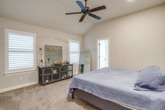 505 N Avenue E, Springtown, TX 76082