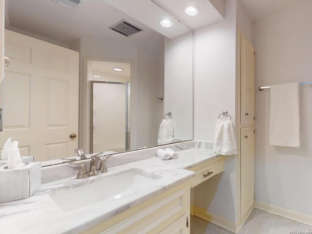 2611 Eisenhauer Rd Apt 506, San Antonio, TX 78209