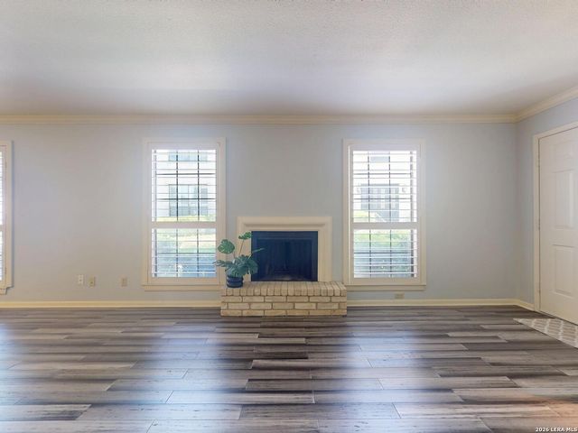 2611 Eisenhauer Rd Apt 506, San Antonio, TX 78209