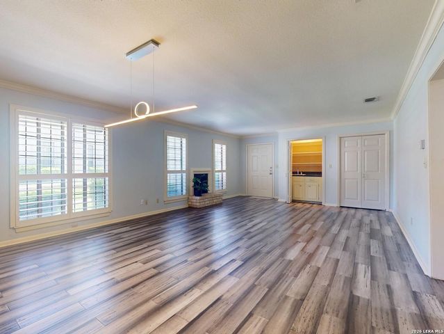 2611 Eisenhauer Rd Apt 506, San Antonio, TX 78209