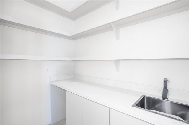 2607 Cottonwood Street, Mission, TX 78574