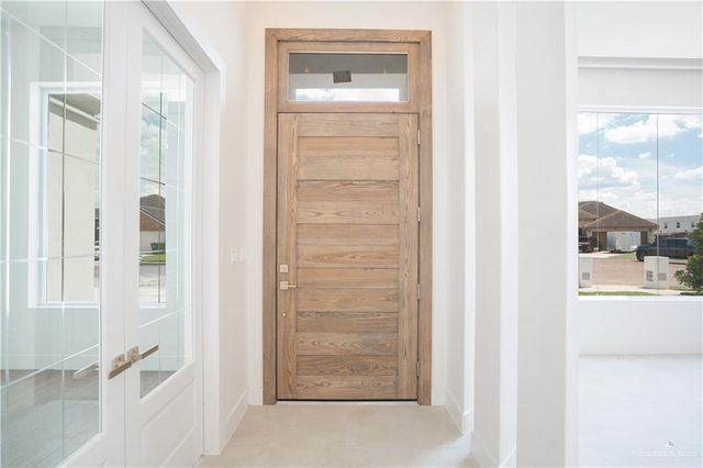 2607 Cottonwood Street, Mission, TX 78574