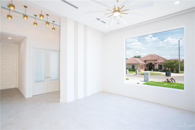 2607 Cottonwood Street, Mission, TX 78574