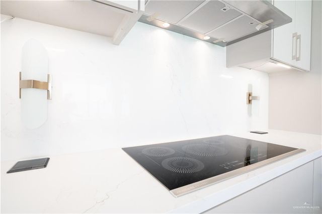 2607 Cottonwood Street, Mission, TX 78574