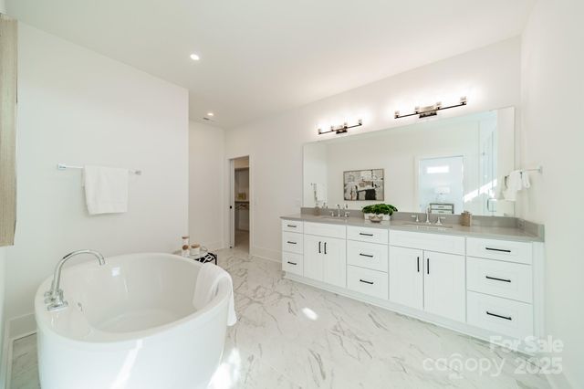 19032 Newburg Hill Road 23, Davidson, NC 28036