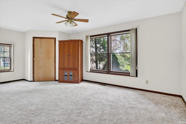 53575 Hyde Park Drive, Bristol, IN 46507
