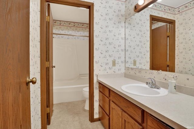 53575 Hyde Park Drive, Bristol, IN 46507