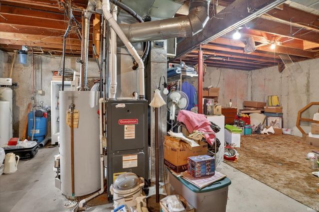 53575 Hyde Park Drive, Bristol, IN 46507