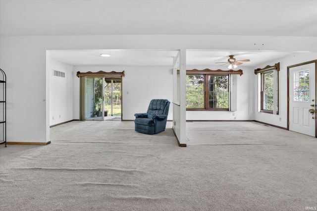 53575 Hyde Park Drive, Bristol, IN 46507