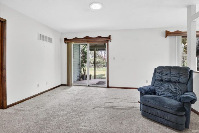 53575 Hyde Park Drive, Bristol, IN 46507