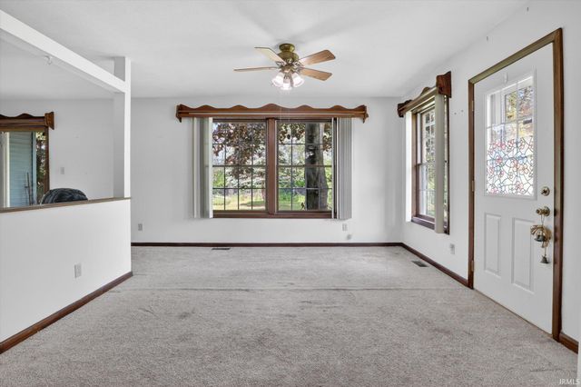 53575 Hyde Park Drive, Bristol, IN 46507
