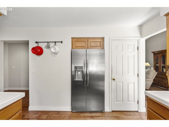 16591 Se CATLYN WOODS Dr, Milwaukie, OR 97267