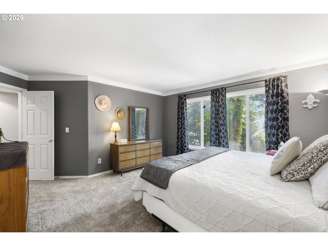 16591 Se CATLYN WOODS Dr, Milwaukie, OR 97267