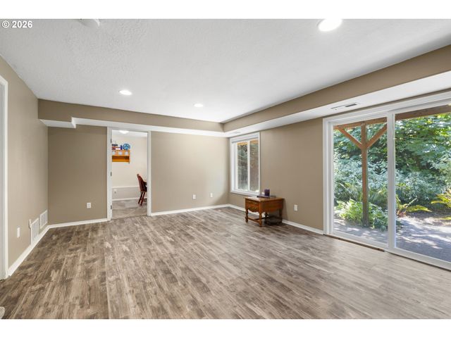 16591 Se CATLYN WOODS Dr, Milwaukie, OR 97267