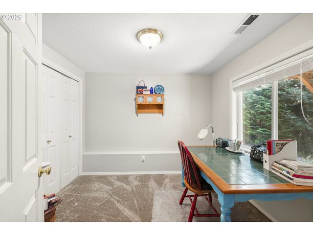 16591 Se CATLYN WOODS Dr, Milwaukie, OR 97267