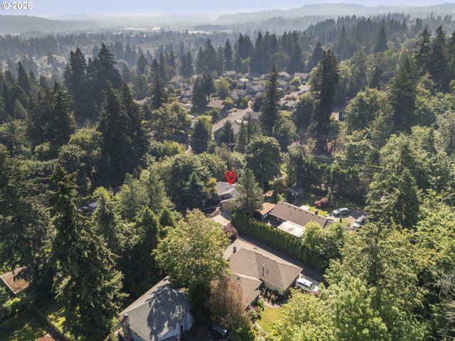 16591 Se CATLYN WOODS Dr, Milwaukie, OR 97267