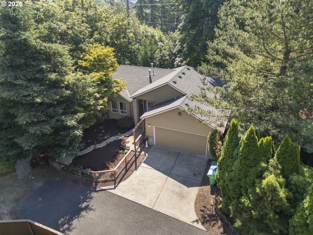 16591 Se CATLYN WOODS Dr, Milwaukie, OR 97267
