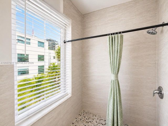 3025 Indian Creek Dr 310 310, Miami Beach, FL 33140