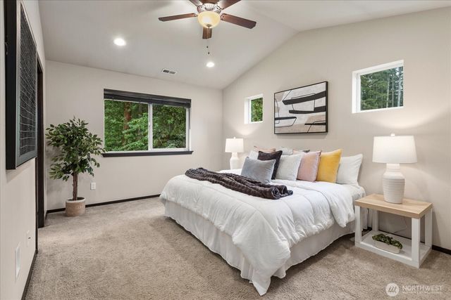 19827 Cypress Way Way, Lynnwood, WA 98036
