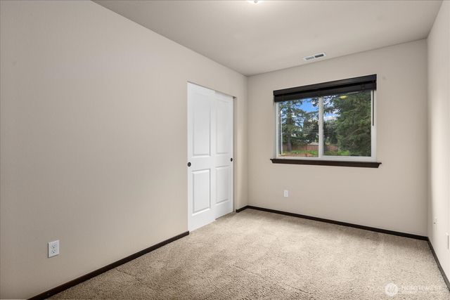 19827 Cypress Way Way, Lynnwood, WA 98036