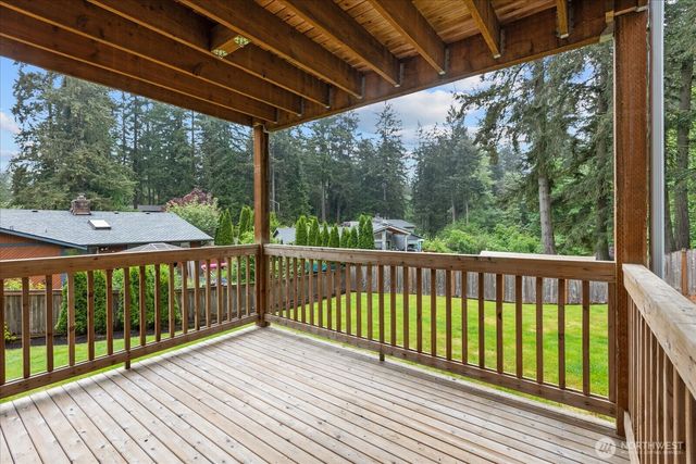 19827 Cypress Way Way, Lynnwood, WA 98036