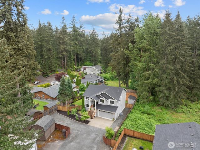 19827 Cypress Way Way, Lynnwood, WA 98036