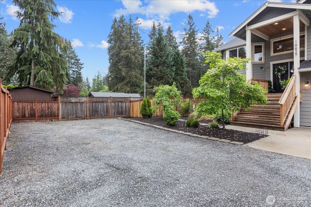 19827 Cypress Way Way, Lynnwood, WA 98036