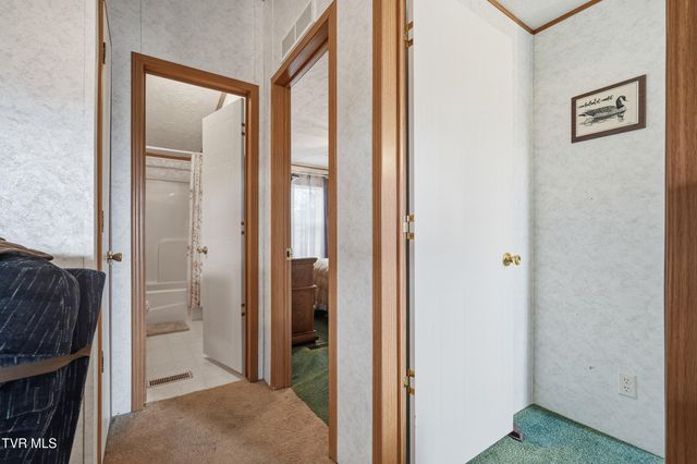 490 Courthouse Drive, Castlewood, VA 24224