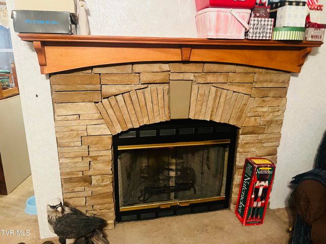 490 Courthouse Drive, Castlewood, VA 24224