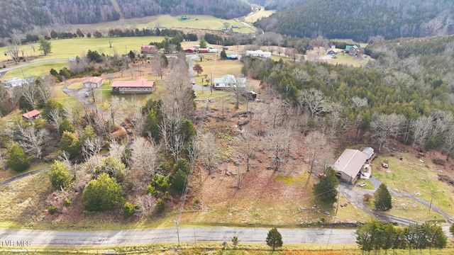 490 Courthouse Drive, Castlewood, VA 24224