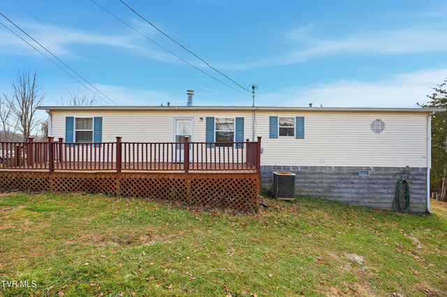 490 Courthouse Drive, Castlewood, VA 24224