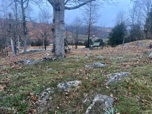 490 Courthouse Drive, Castlewood, VA 24224