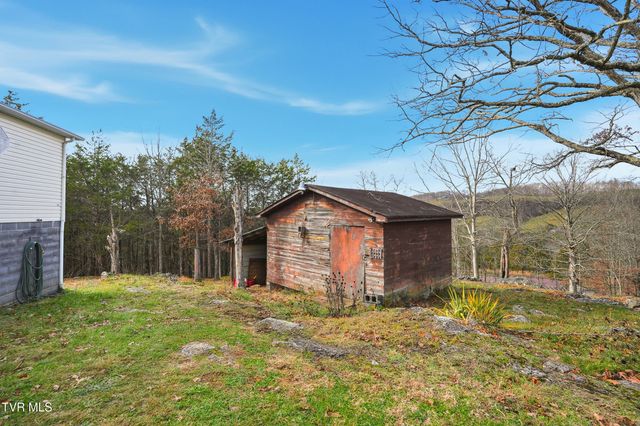 490 Courthouse Drive, Castlewood, VA 24224