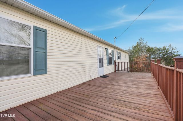 490 Courthouse Drive, Castlewood, VA 24224