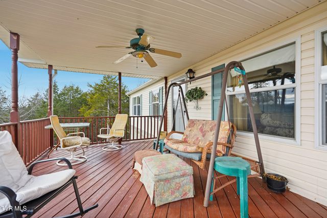 490 Courthouse Drive, Castlewood, VA 24224