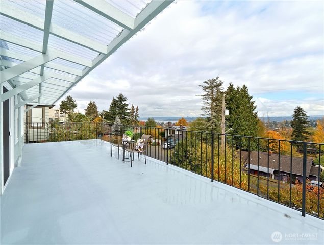 5029 29th Avenue S, Seattle, WA 98108