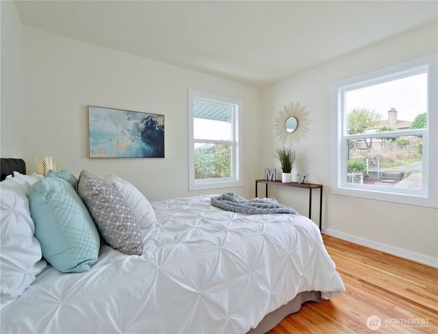 5029 29th Avenue S, Seattle, WA 98108